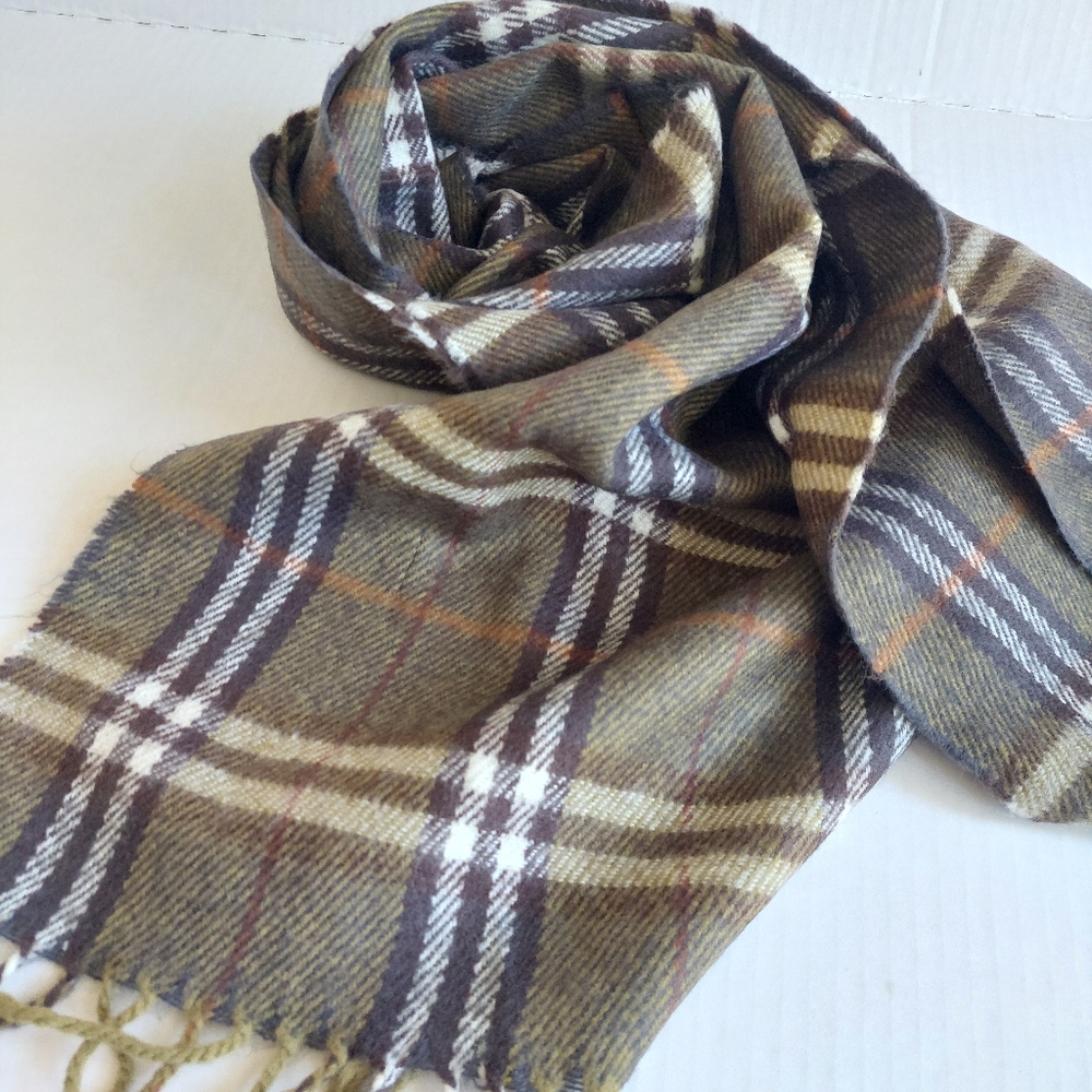 Hunter Green PLAID Burberry Scarf Lambs Wool Checkered Nova COA Included - Picture 2 of 5